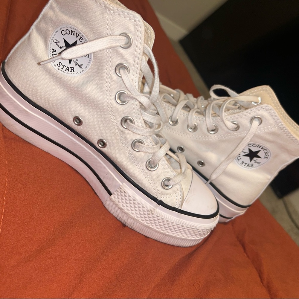 Chuck Taylor all star lift platform
